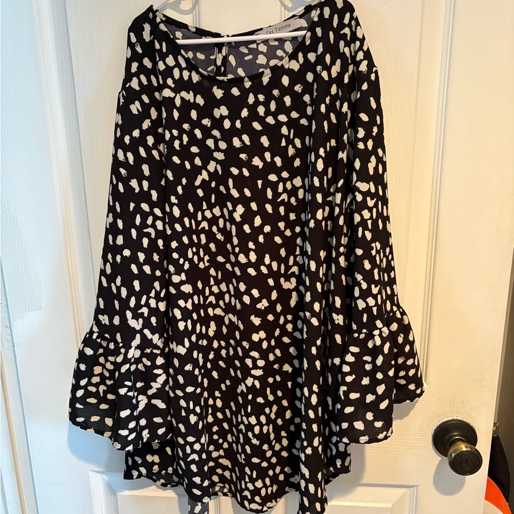 Ces Femme Black and White Blouse